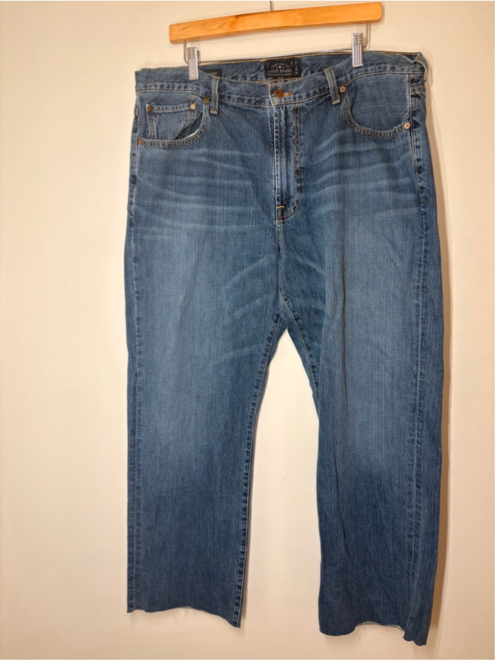 Lucky Brand 181 Straight Jeans Mens 38x34 Raw Hem Blue Wash Denim 38x30.5
